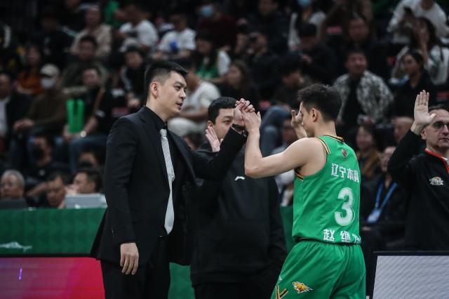 五星体育频道-【观察】杨鸣归来收获开门红 辽篮只等郭艾伦回归