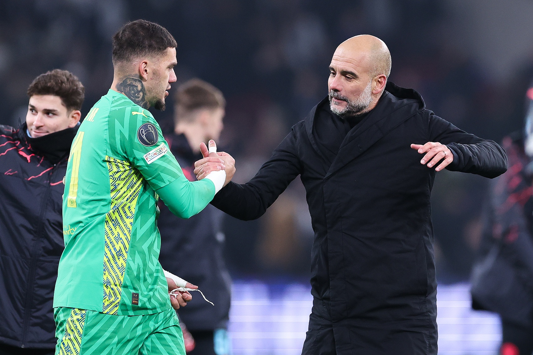 瓜迪奥拉回应埃德森转会传闻：未获知任何动向，球员因病缺阵