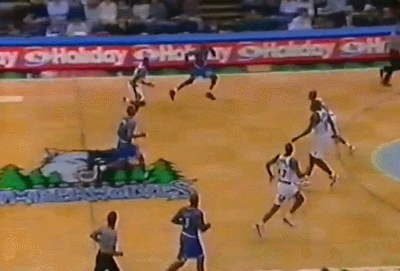 1664174857184069029.gif 3.gif